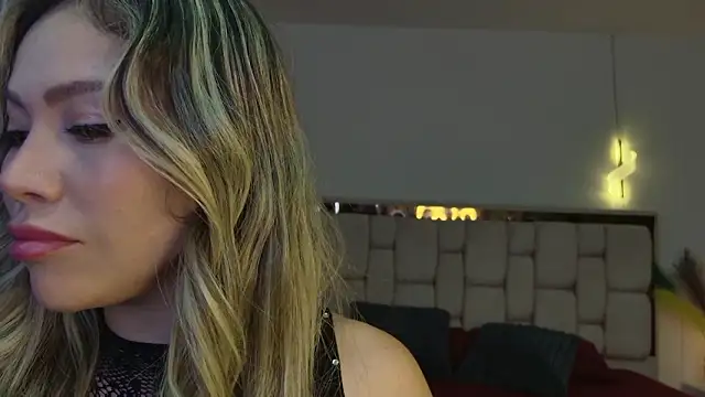 Ammy Castro online show from March 11, 10:45 pm