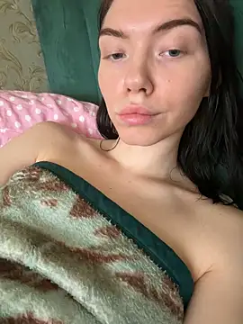 Lisaaa Alisa online show from February 23, 10:15 am