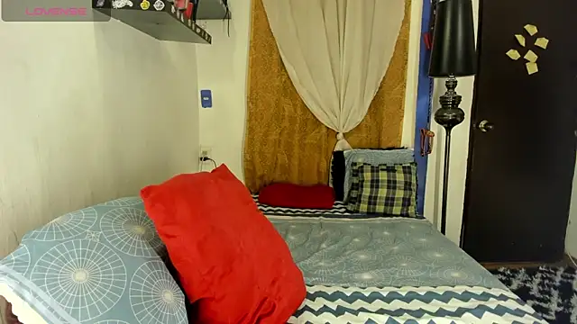 SARAMISHA online show from November 30, 3:05 pm