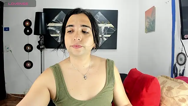 Snapshot of SARAMISHA chatting on September 23, 9:13 pm SARAMISHA online show from September 23, 9:13 pm