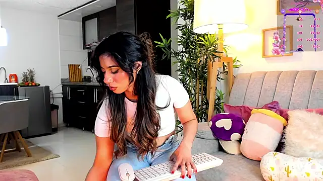 Issa cooper online show from November 15, 12:22 am