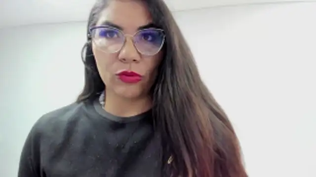 Luna Dumont online show from October 25, 11:18 am