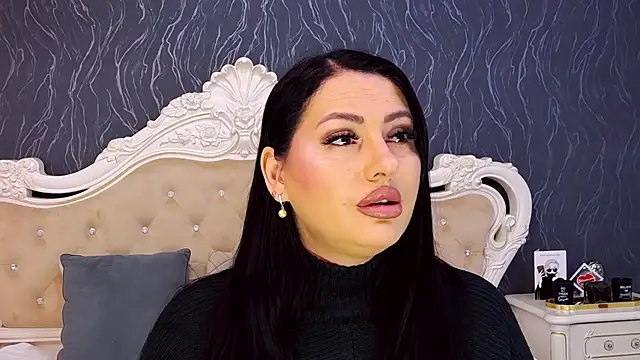 Lauren Saint online show from February 2, 3:22 pm