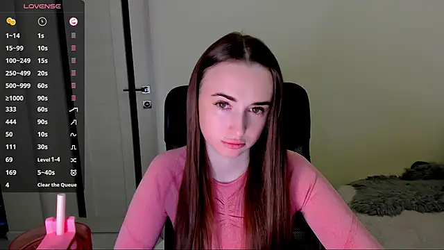 Kimmberr online show from October 23, 4:40 am