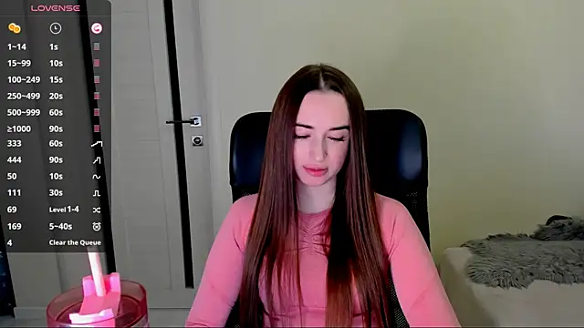 Kimmberr online show from October 24, 4:41 am