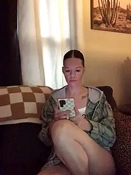 SidneyRaee online show from February 5, 3:59 pm