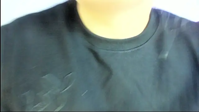Snapshot of emmy_r chatting on September 15, 12:02 pm emmy r online show from September 15, 12:02 pm