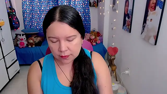 claryssa  online show from March 21, 6:35 pm