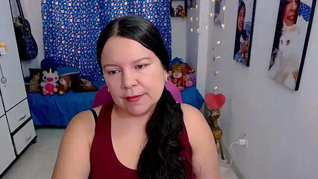 claryssa  online show from March 27, 5:46 pm