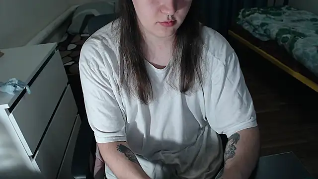 EvaMiron online show from November 2, 6:00 pm