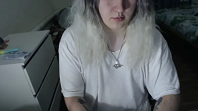 EvaMiron online show from February 17, 3:55 pm