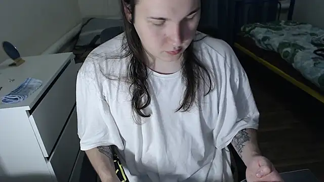 EvaMiron online show from October 16, 8:00 pm