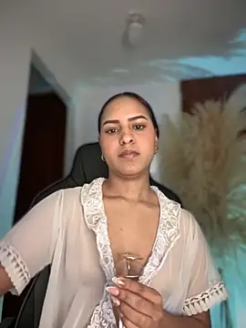 Snapshot of gretta_kler1 chatting on October 3, 11:48 am gretta kler1 online show from October 3, 11:48 am