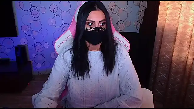   Yasmina   online show from November 9, 8:10 am