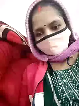 RADHA95 online show from February 13, 6:26 am