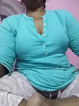 Tamilpriya47 online show from January 15, 6:58 pm
