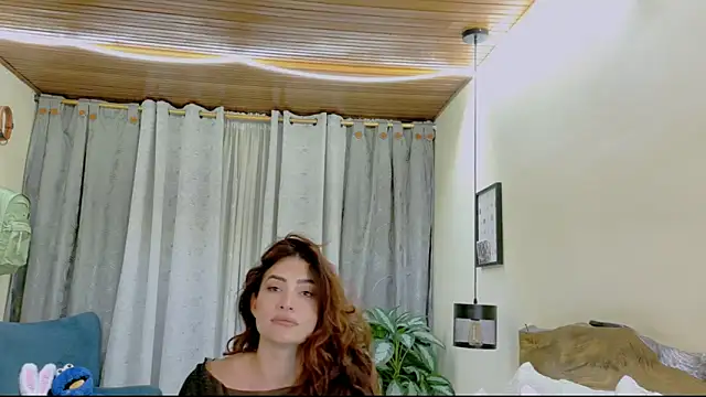 Abrilqueen online show from April 11, 2:28 am