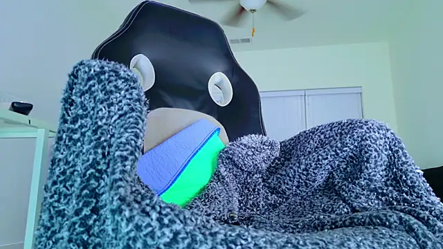 Shayla Vee online show from November 24, 1:18 am