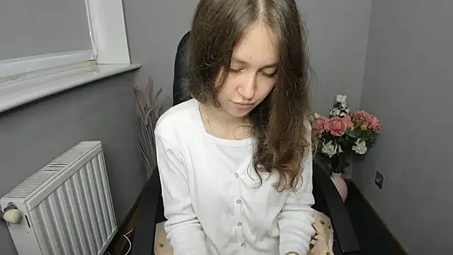 AfinaCutie online show from September 20, 6:23 am