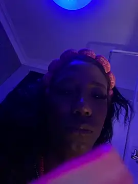 tamarabigass1 online show from December 16, 7:58 am