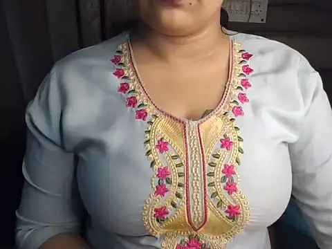 Trezza online show from October 24, 11:34 pm