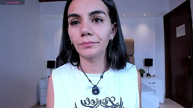 martina mancini online show from March 28, 7:35 pm