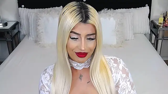 GiseleReine online show from February 28, 12:37 pm