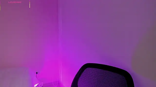 Oriana Guzman online show from February 10, 12:35 am