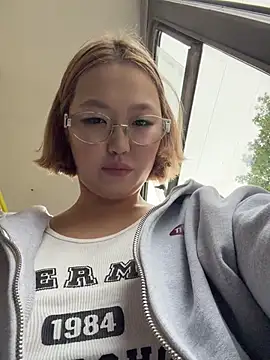 Aiko Yumi online show from July 8, 5:37 pm