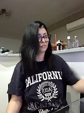 Milf Abigail online show from October 11, 1:43 am