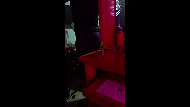 AlanDickson online show from December 22, 9:34 am