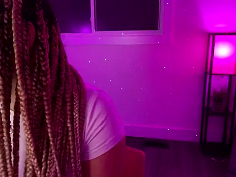 MelSaunders online show from October 30, 2:03 am