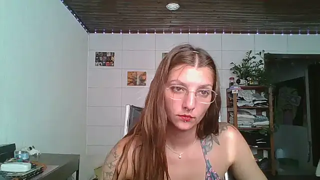 SweetyBabyDemon online show from March 6, 8:15 pm