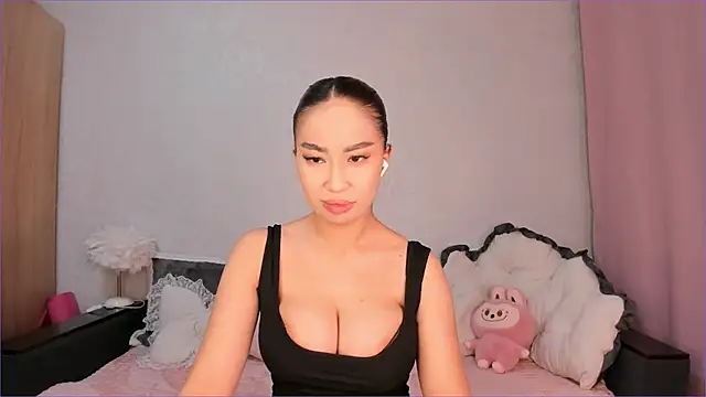 Snapshot of Long_is1and chatting on September 11, 2:39 pm Long is1and online show from September 11, 2:39 pm