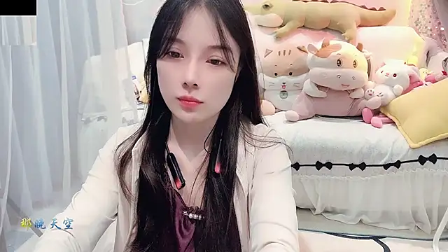 Snapshot of AKiKi711 chatting on September 25, 4:17 pm AKiKi711 online show from September 25, 4:17 pm
