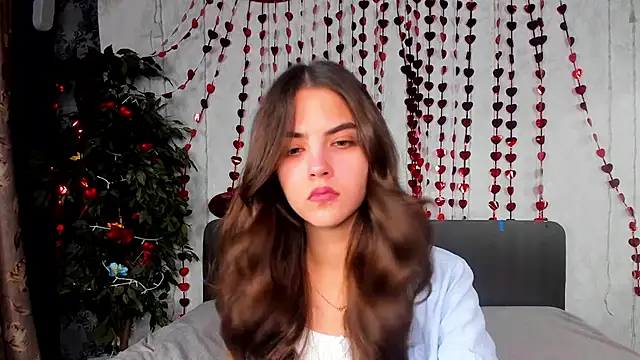 Milana Crystal  online show from February 12, 8:05 am