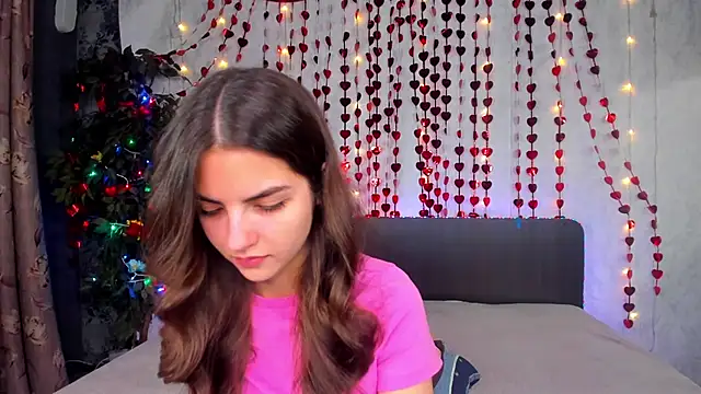 Milana Crystal  online show from February 19, 8:25 am