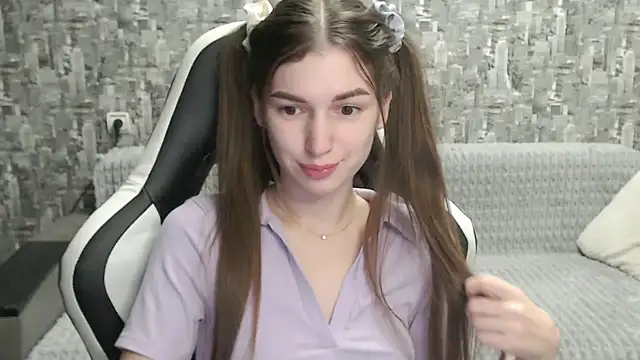 Snapshot of MissMiaCutie chatting on September 11, 9:20 am MissMiaCutie online show from September 11, 9:20 am
