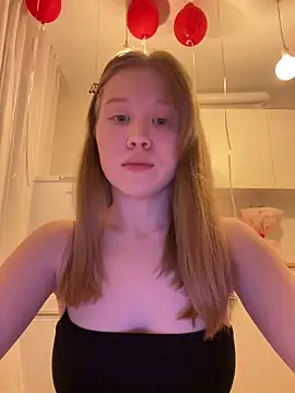 Eva Weyne online show from April 3, 9:57 pm