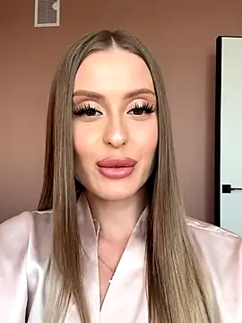 Snapshot of Sweet__Milly chatting on September 16, 1:30 pm Sweet Milly online show from September 16, 1:30 pm