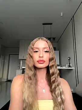 Snapshot of Sweet__Milly chatting on September 19, 2:05 pm Sweet Milly online show from September 19, 2:05 pm