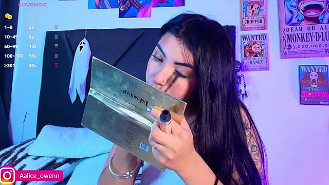 Aliceowenn online show from October 28, 9:19 pm