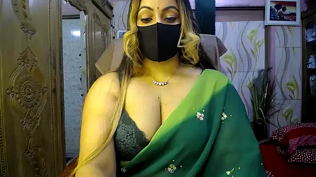 SeductiveMahira online show from September 22, 5:11 pm