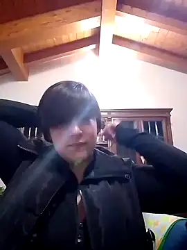 Snapshot of laragazzadisibinita chatting on October 25, 3:19 pm laragazzadisibinita online show from October 25, 3:19 pm