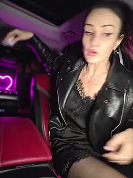  AHHA  online show from April 3, 6:39 pm