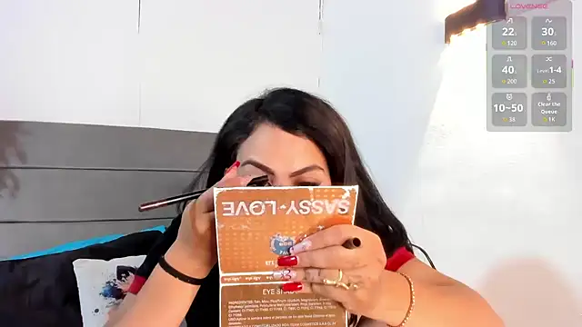 Julieta Coopeer  online show from March 20, 10:42 am