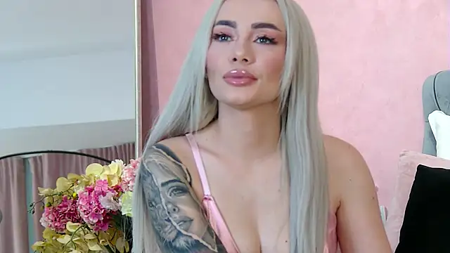 FrancescaMcGray online show from November 8, 9:03 am