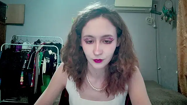 Snapshot of JoannaTompson chatting on September 18, 3:05 am JoannaTompson online show from September 18, 3:05 am