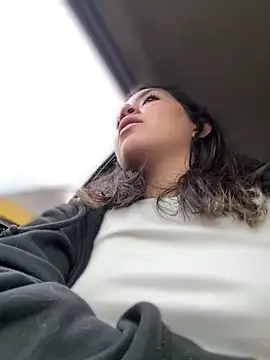 Mila Morgan online show from March 29, 10:20 pm