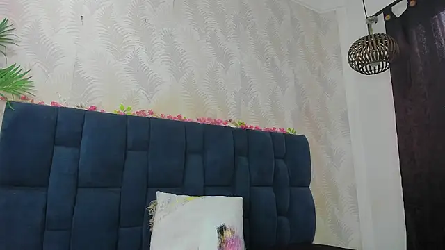 Ammy Connor1 online show from March 18, 9:20 pm